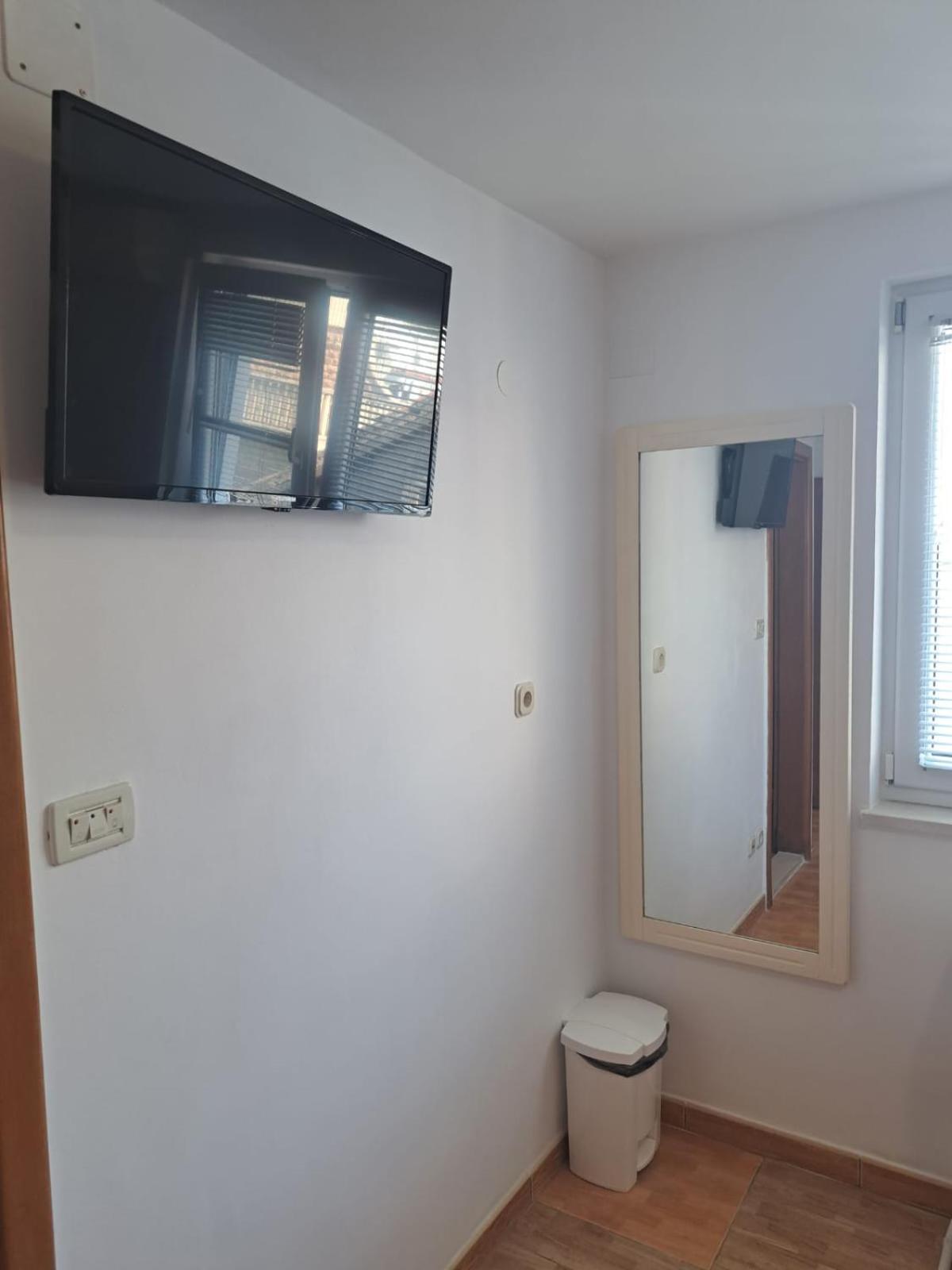Apartmani Diki Макарска Стая снимка
