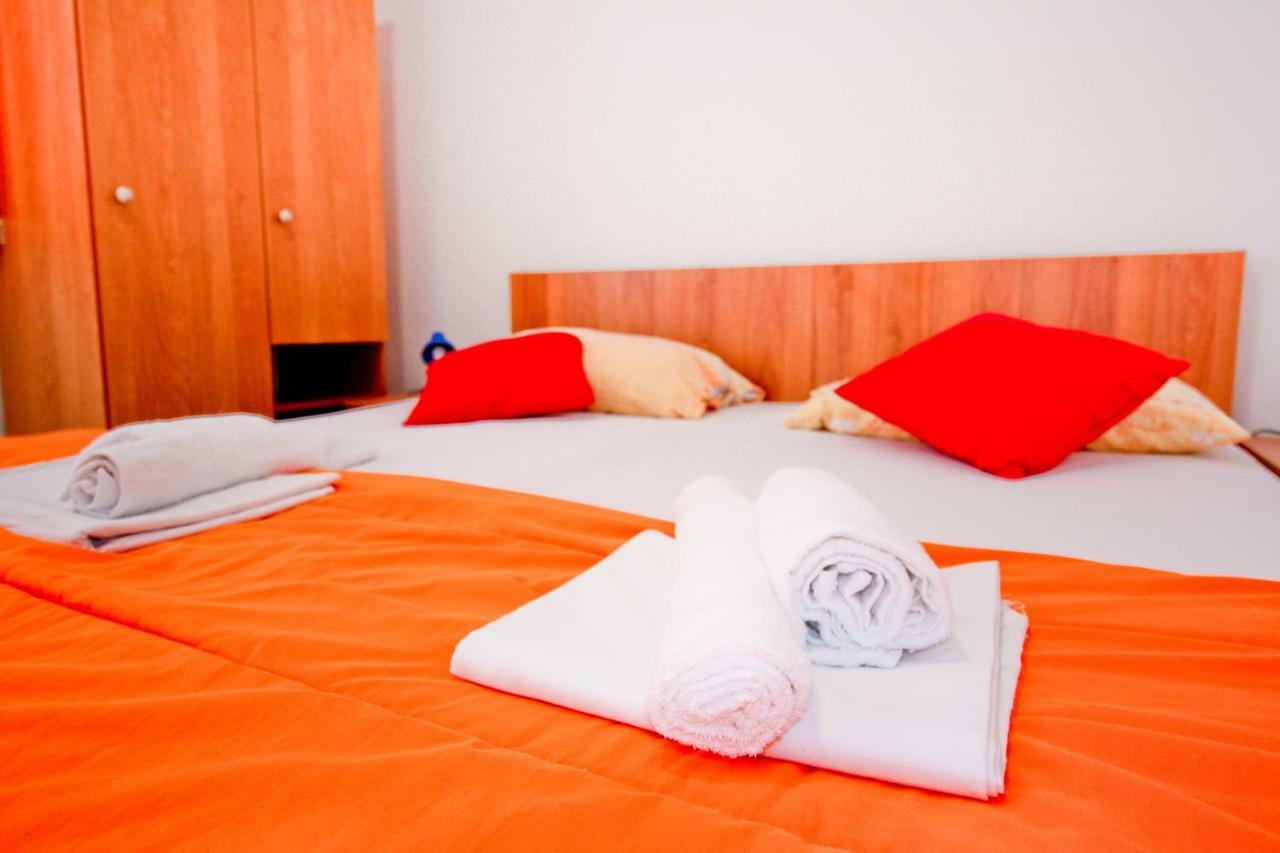 Apartmani Diki Макарска Екстериор снимка