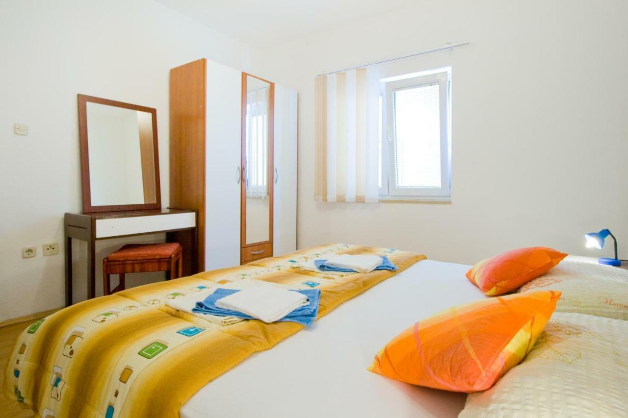 Apartmani Diki Макарска Екстериор снимка